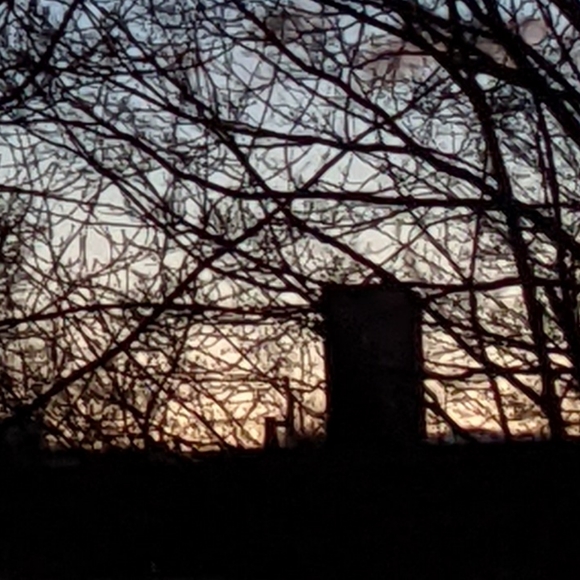 Meet your Posher, Tiffany - Picture 1 of 1